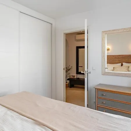 Appartement Modern In Cabopino Port