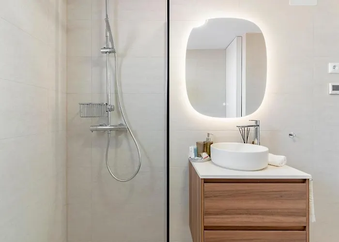 Appartement Modern In Cabopino Port